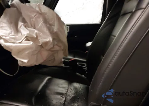 2023 Jeep Wrangler 4Xe Sahara 4X4 из США, поврежденный, VIN 1C4JJXP68PW684890